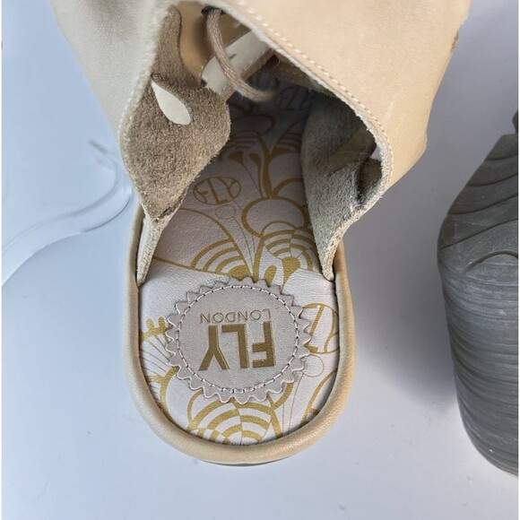 Fly London Yote Perforated Leather Open Toe Sandals Tie Size 11 Nude NWT - Picture 10 of 11